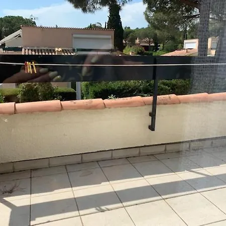 Apartment Climatisee, 6 Pers, 2 Chambres, Loggia, Jardin + Piscine Et Parking - Ref Hdp90 *